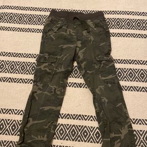 Kids camo pants